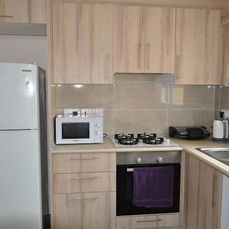 Alp Apartment Famagusta  Ngoại thất bức ảnh