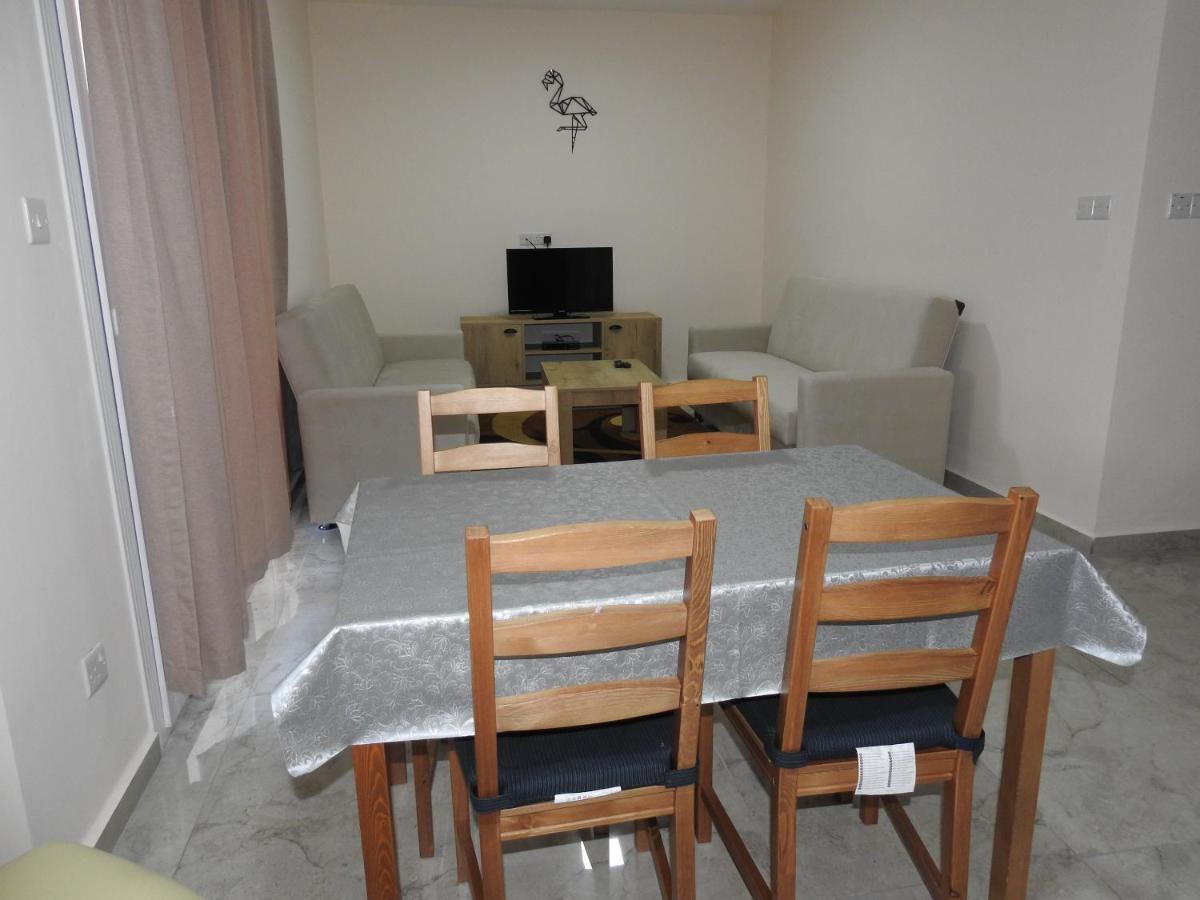Alp Apartment Famagusta  Ngoại thất bức ảnh
