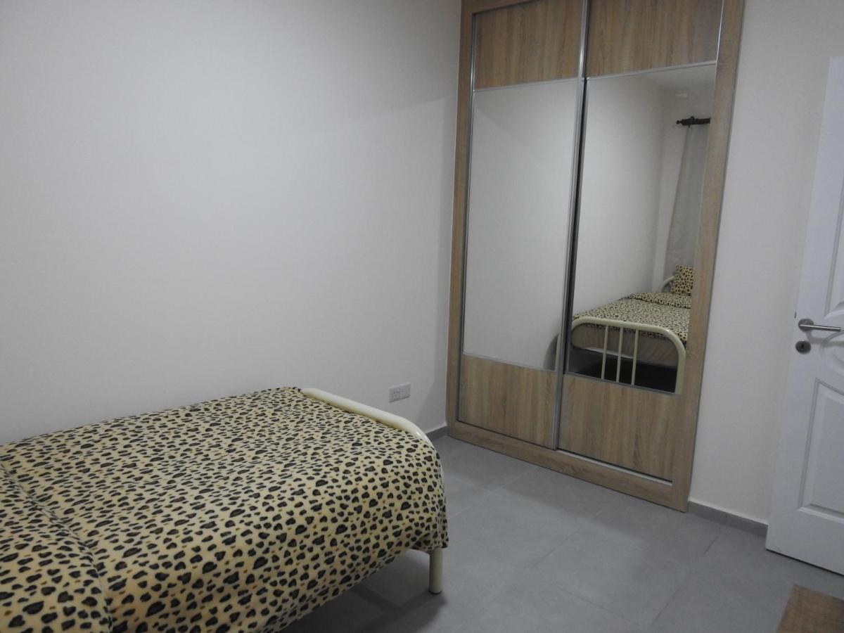 Alp Apartment Famagusta  Ngoại thất bức ảnh